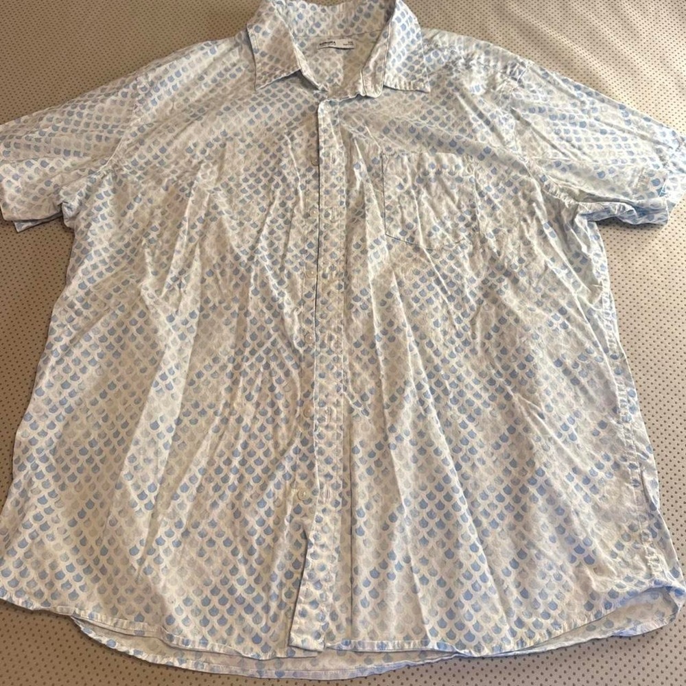 Sonoma Men's White‎ Short Sleeve Button Up With Blue Mermaid Scales Pattern XXL